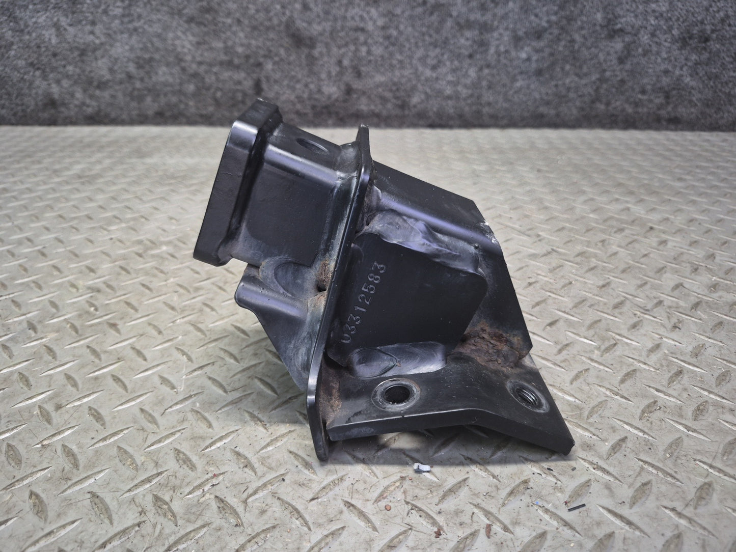 2003-2007 Hummer H2 Front TOW Towing Hook Hitch
