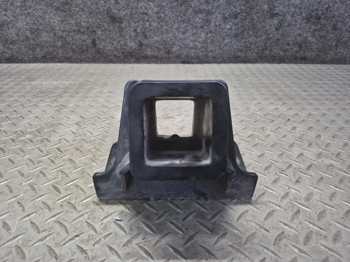 2003-2007 Hummer H2 Front TOW Towing Hook Hitch