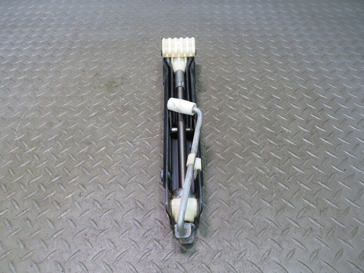 97-03 BMW E39 540i Spare Tire Lift Jack Stopper Tool Set OEM