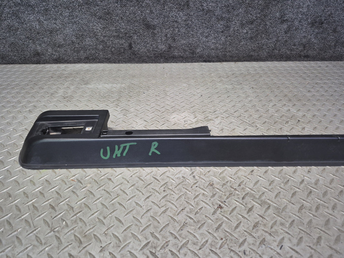 2003-2009 Hummer H2 Rear Right Pass Side Roof Rack Rail Cover Molding