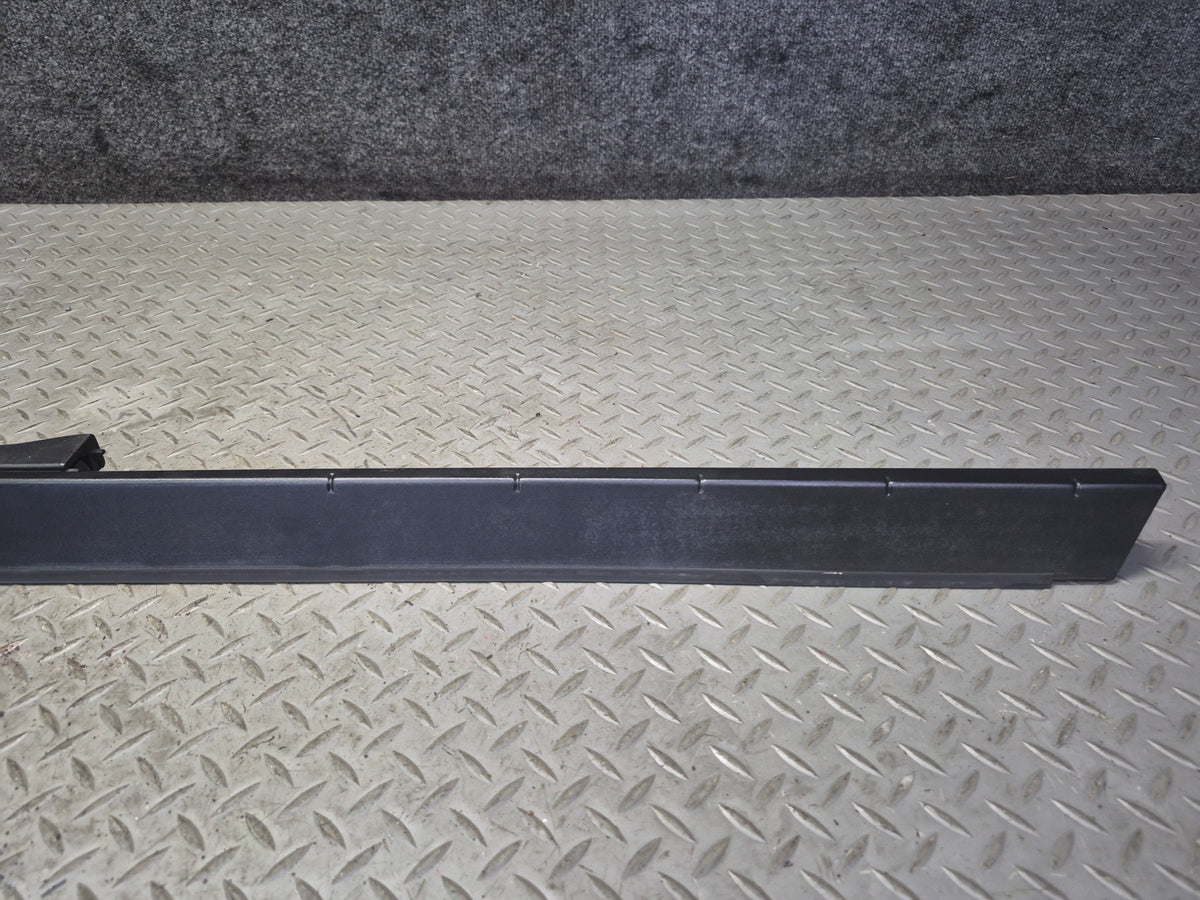 2003-2009 Hummer H2 Rear Right Pass Side Roof Rack Rail Cover Molding