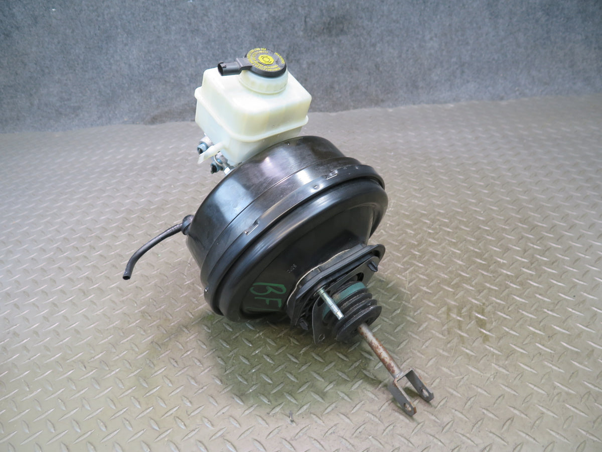 2011-2016 BMW F10 M5 Brake Master Cylinder Booster Fluid Reservoir Tank