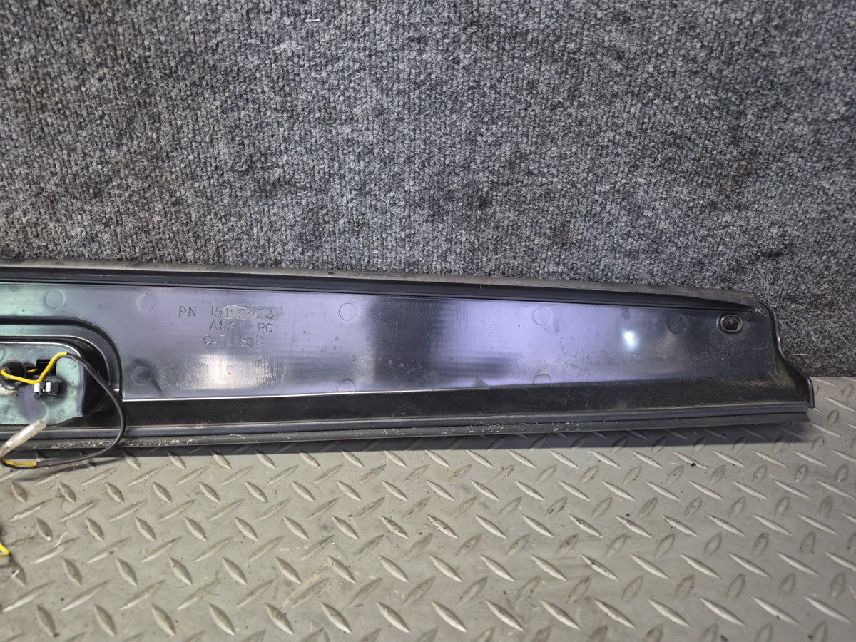 2003-2009 Hummer H2 Rear Trunk Tailgate Liftgate Upper Spoiler 15189423