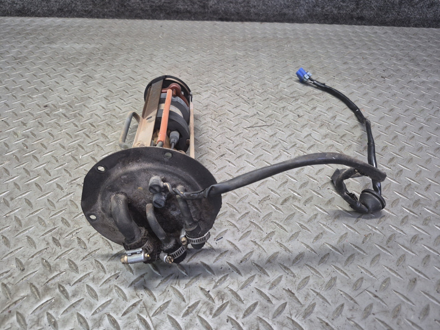 85-89 Nissan Z31 300ZX VG30E NA Fuel Pump w Sending Unit & Wire Set OEM