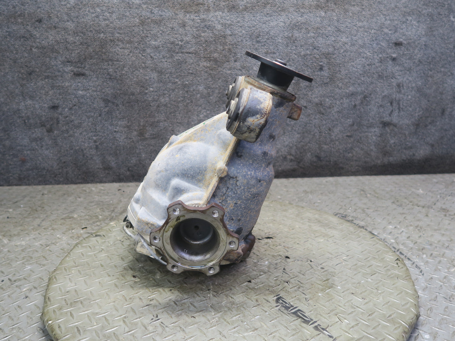 15-20 Nissan Z34 370Z Nismo A/T LSD Rear Differential Carrier 3.357 Ratio OEM