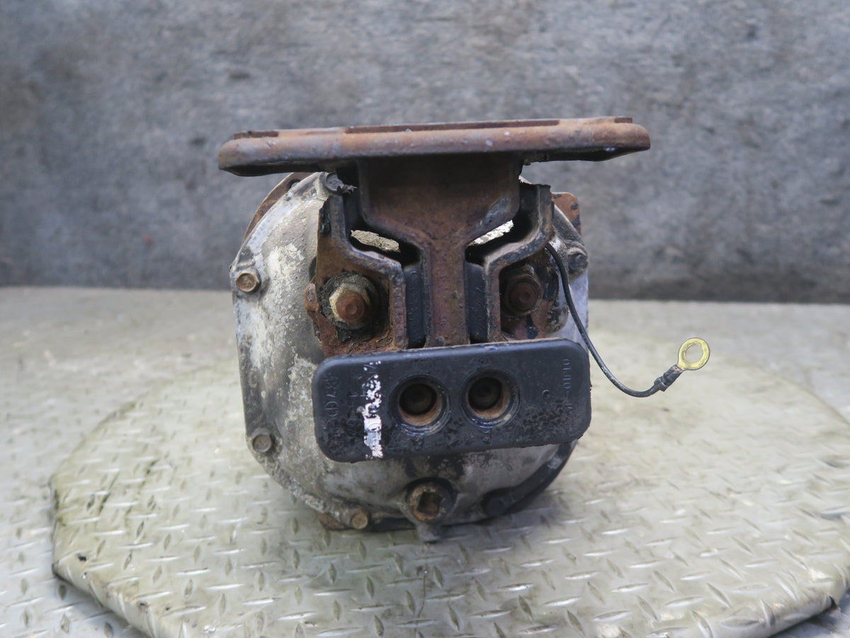 87-89 Nissan Z31 300ZX Turbo Rear Axle Differential Carrier 3.7 Ratio LSD OEM