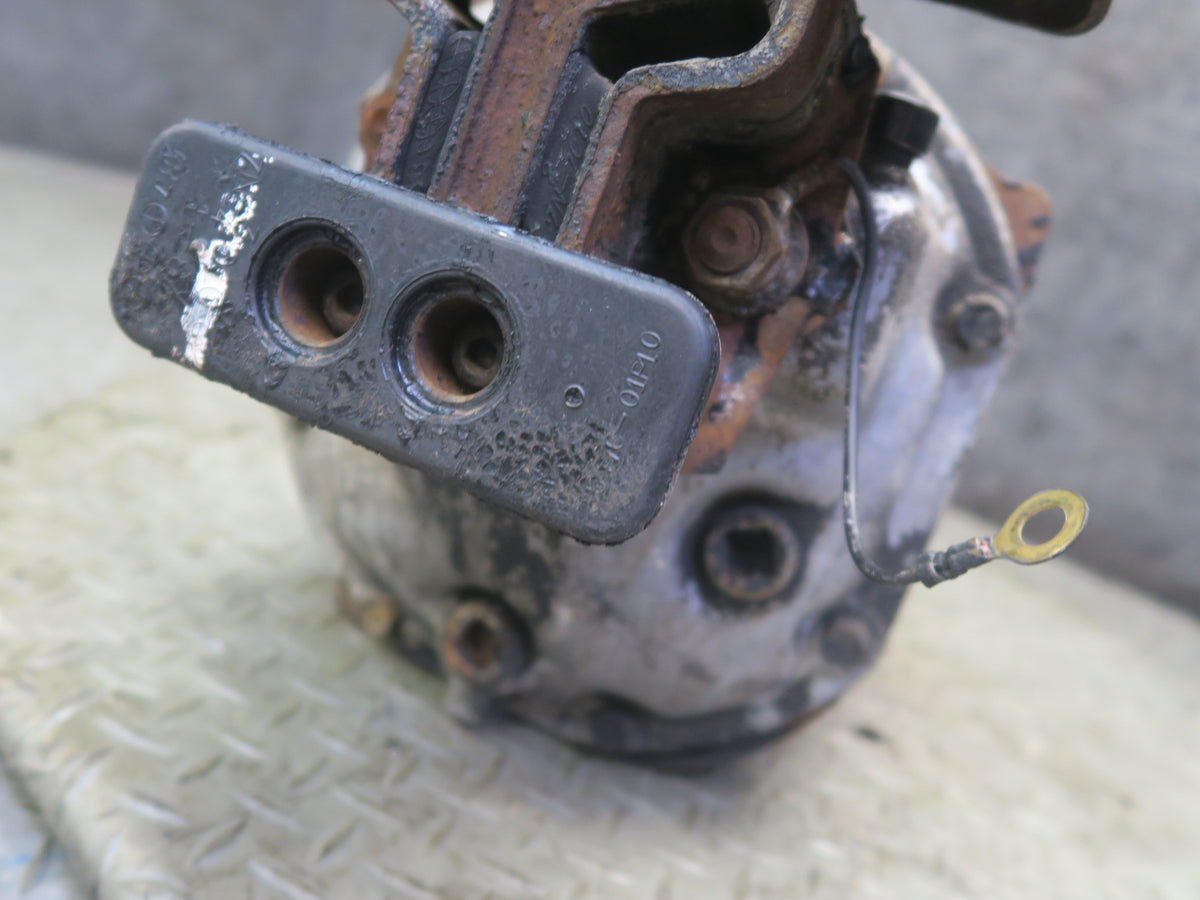 87-89 Nissan Z31 300ZX Turbo Rear Axle Differential Carrier 3.7 Ratio LSD OEM