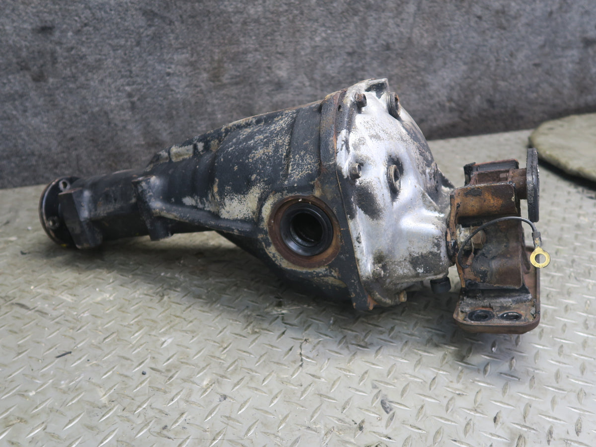 87-89 Nissan Z31 300ZX Turbo Rear Axle Differential Carrier 3.7 Ratio LSD OEM