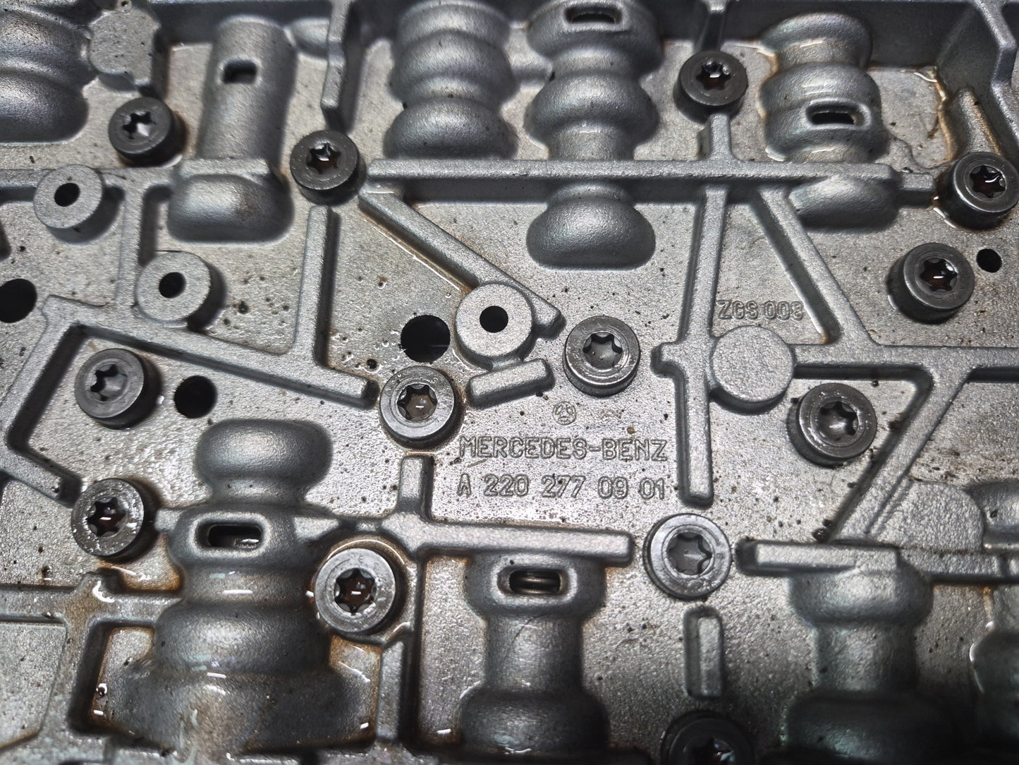 05-08 Mercedes R171 SLK350 722.906 Transmission Valve Body Mechatronic OEM