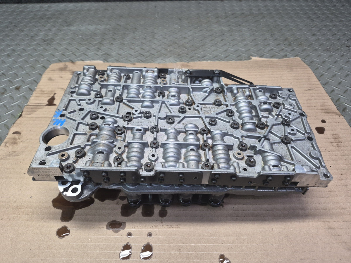 05-08 Mercedes R171 SLK350 722.906 Transmission Valve Body Mechatronic OEM