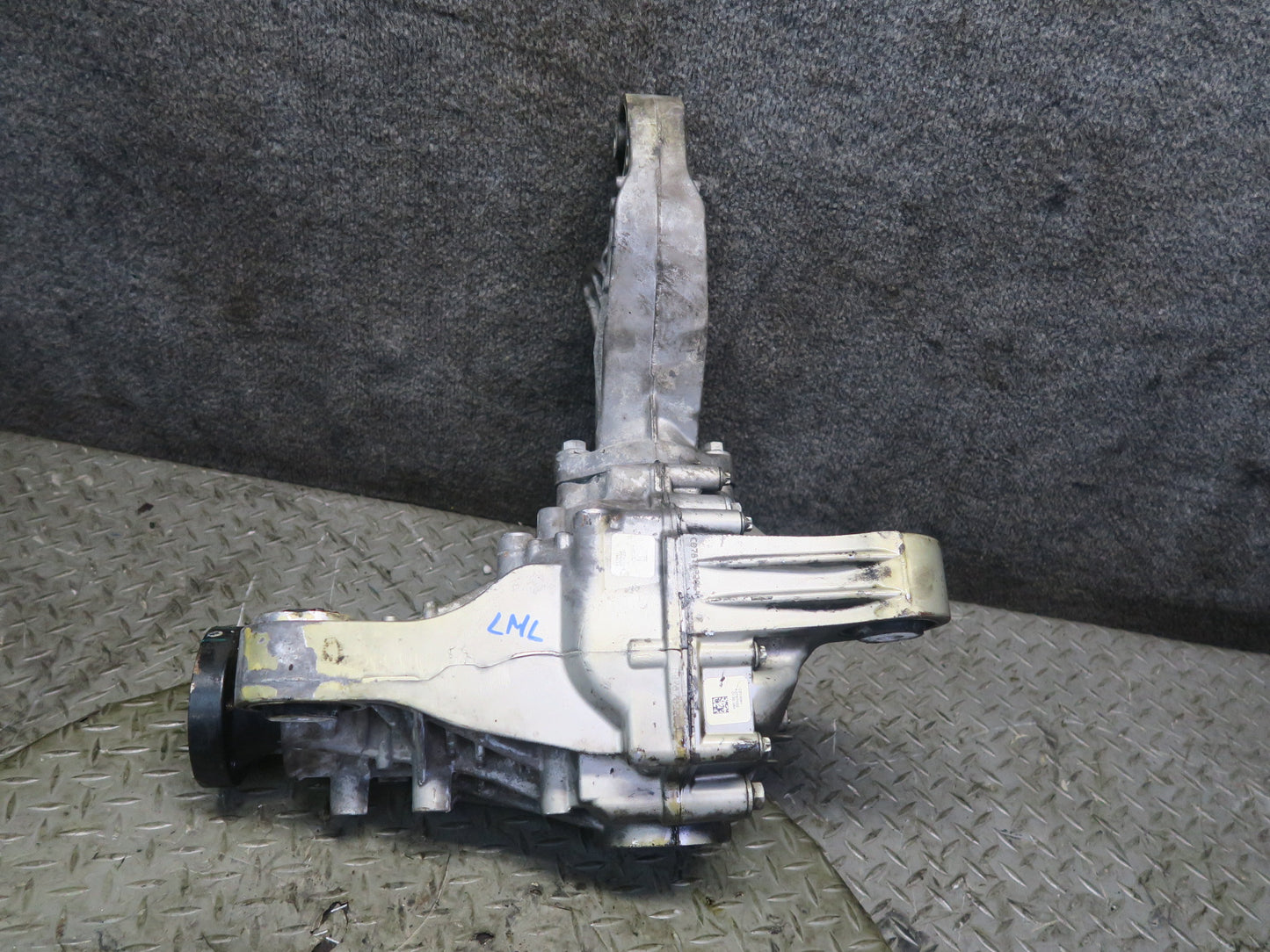2012-2015 Mercedes W166 ML63 AMG AWD Front Differential Carrier 3:45 Ratio
