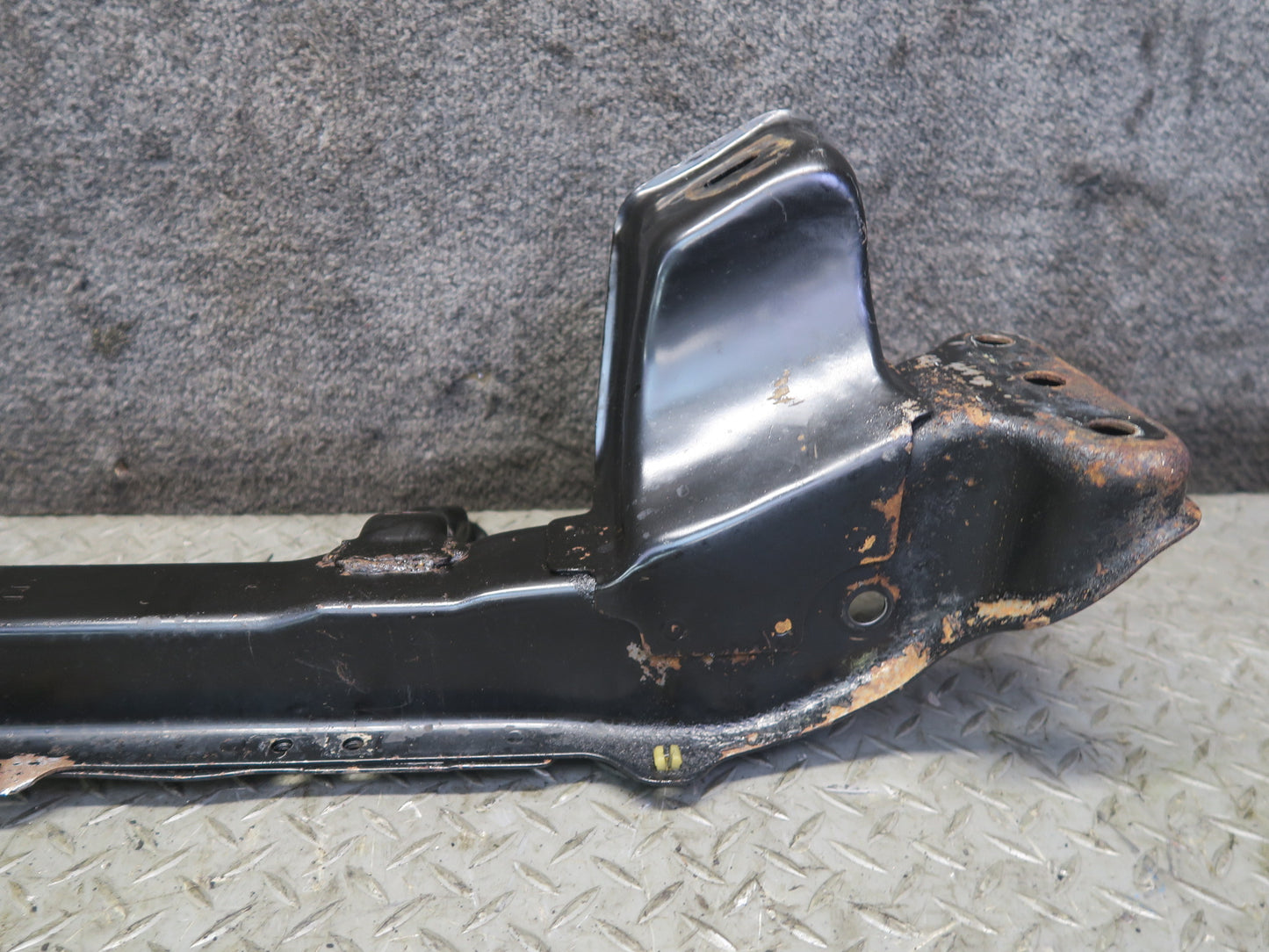 1987 Nissan Z31 300ZX NON Turbo Front Engine Subframe Crossmember Carrier OEM