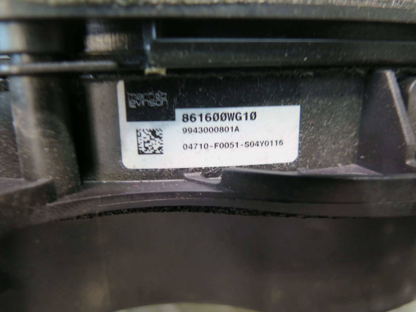 08-16 Lexus UVF46L LS600h Set of 2 Front Door Mark Levinson Speaker OEM