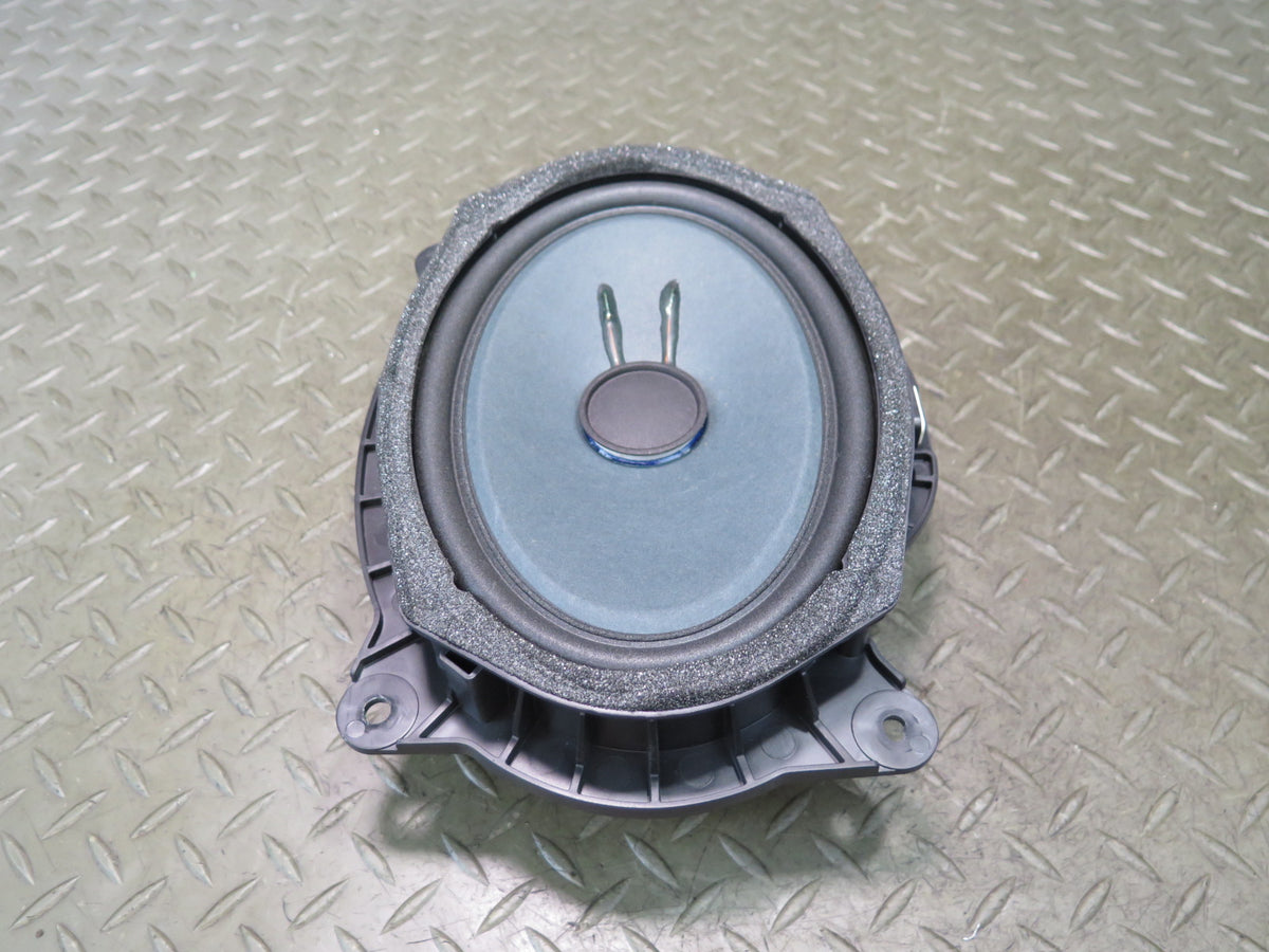 08-16 Lexus UVF46L LS600h Set of 2 Front Door Mark Levinson Speaker OEM
