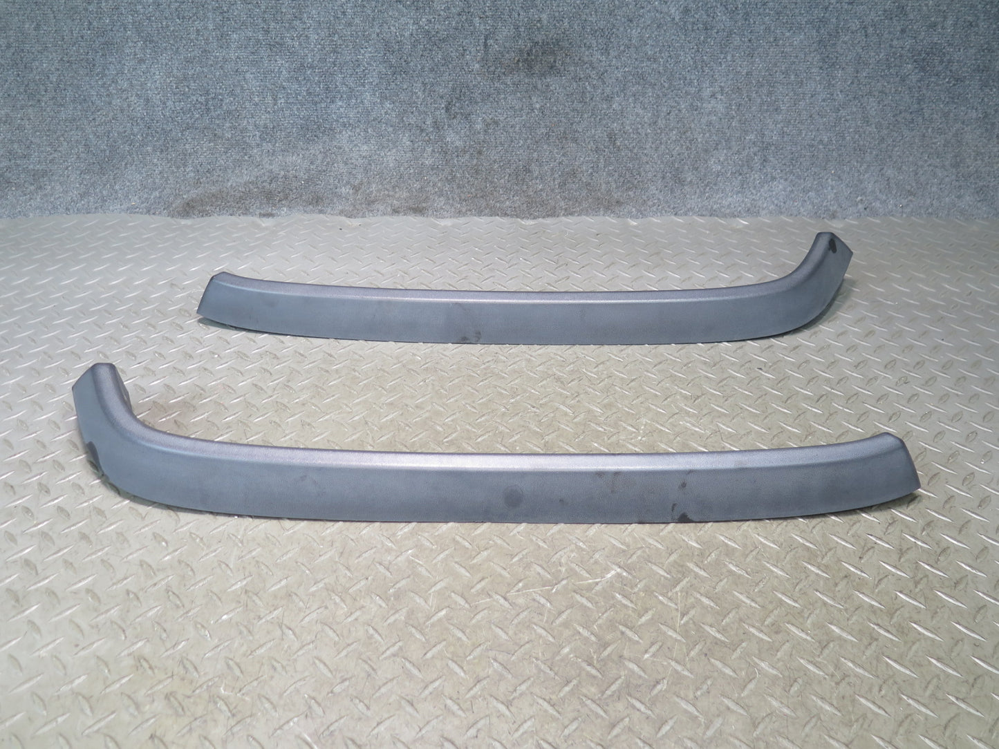2003-2009 Hummer H2 Front Left & Right Upper Fender Flare Wheel Arch Molding Set