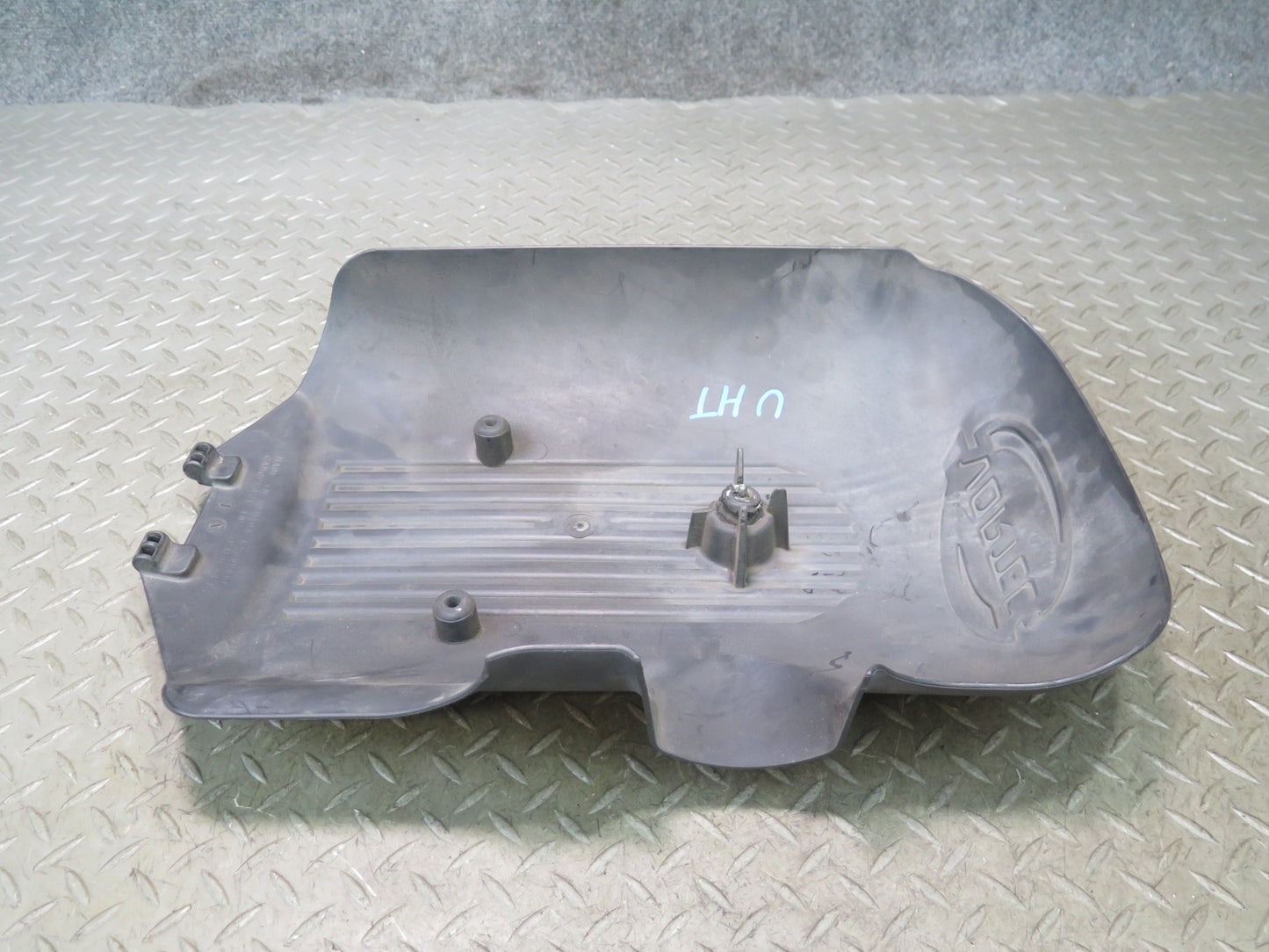 2003-2007 Hummer H2 6.0L Engine Trim Cover Panel 12580999