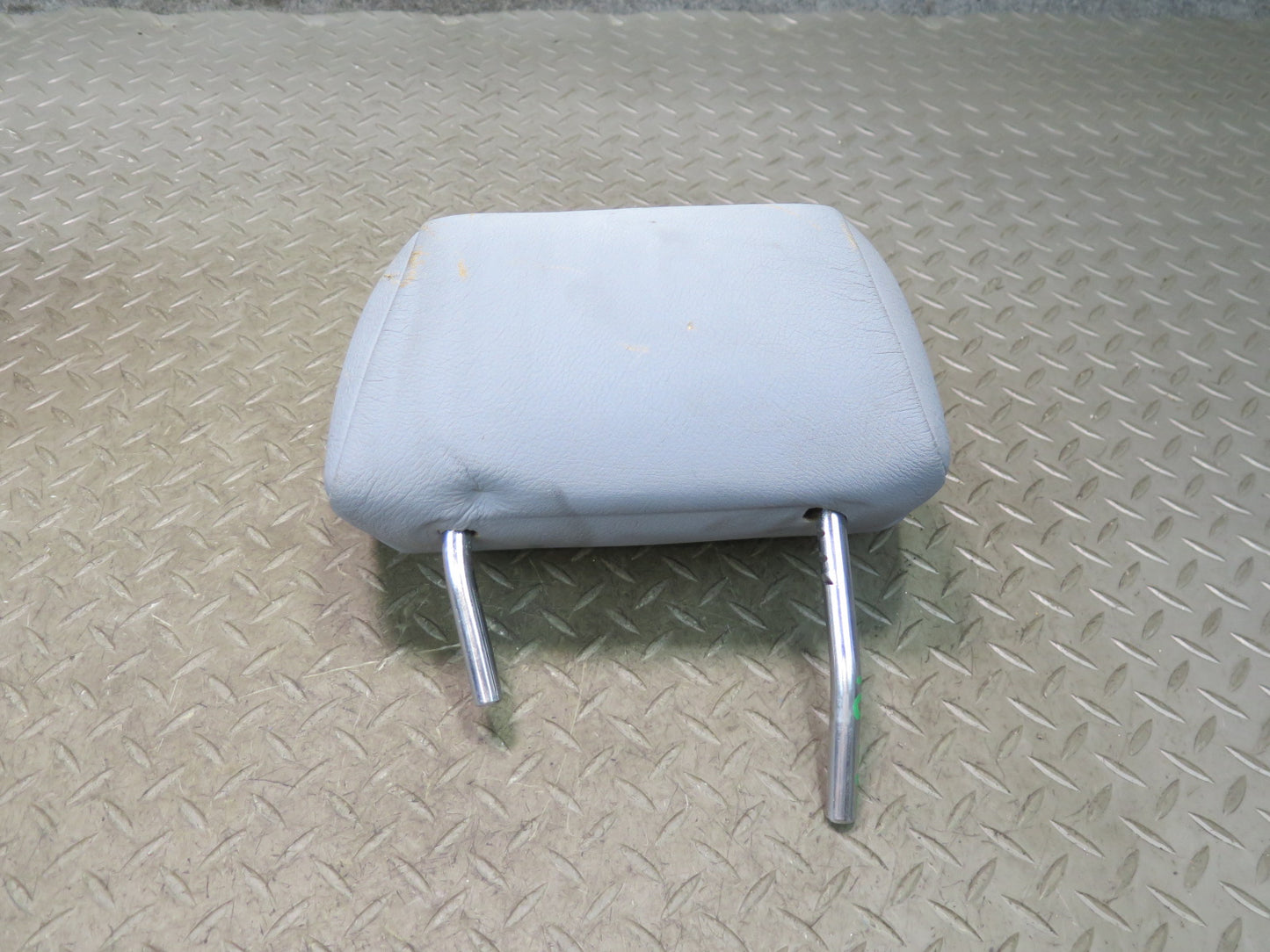 97-03 BMW E39 540i Sedan Rear Left Right Center Leather Headrest Set Gray OEM