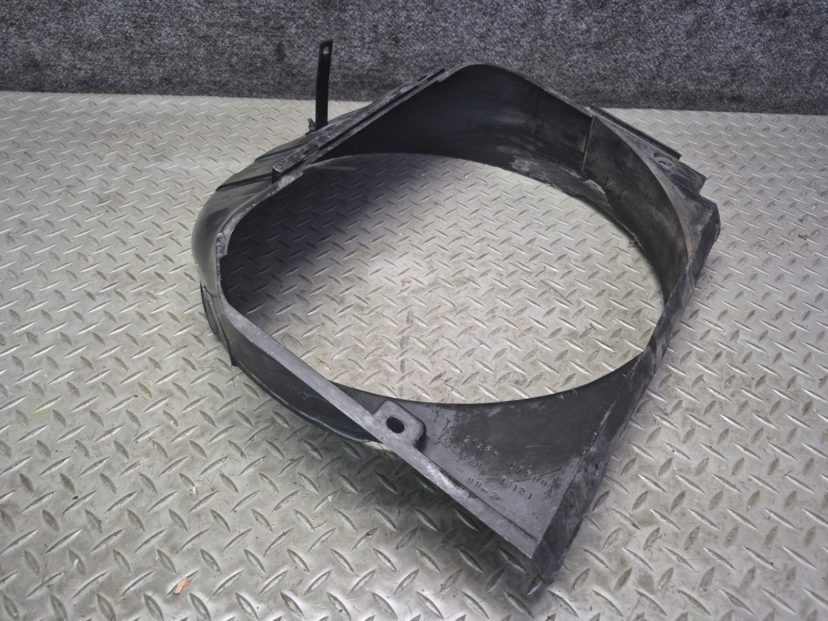 84-89 Nissan Z31 300ZX NA Engine Cooling Fan Motor Upper Shroud 21477-01P00 OEM