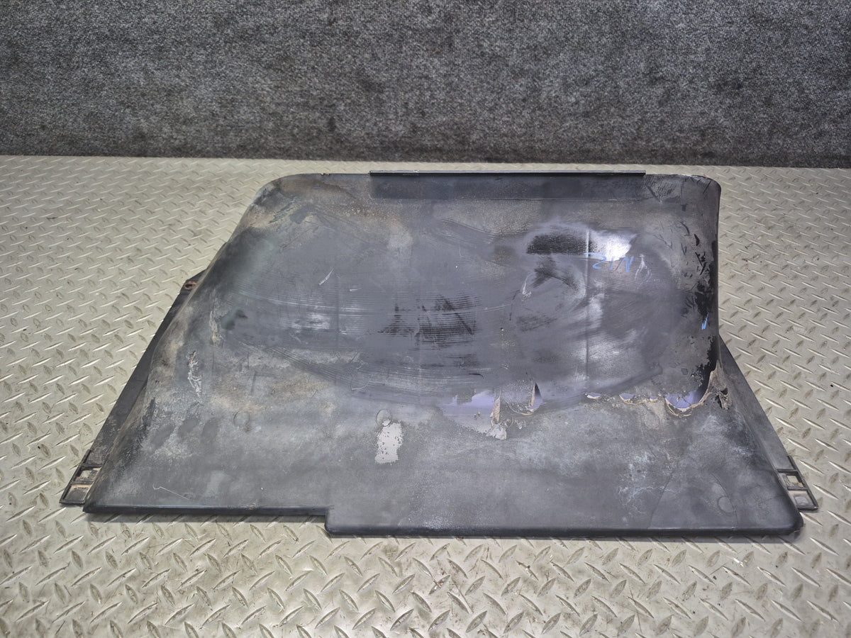 84-89 Nissan Z31 300ZX NA Engine Cooling Fan Motor Lower Shroud Cover OEM