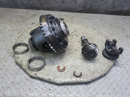 2003-2005 Hummer H2 Rear Differential 4.10 Ratio Ring & Pinion Gear Set