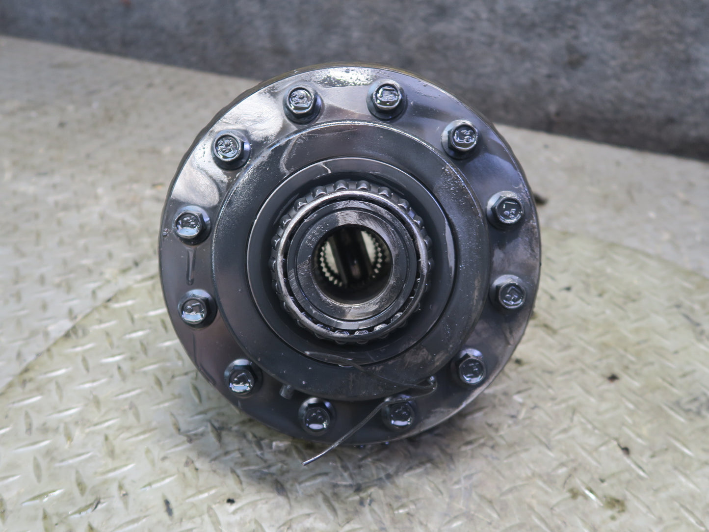 2003-2005 Hummer H2 Rear Differential 4.10 Ratio Ring & Pinion Gear Set
