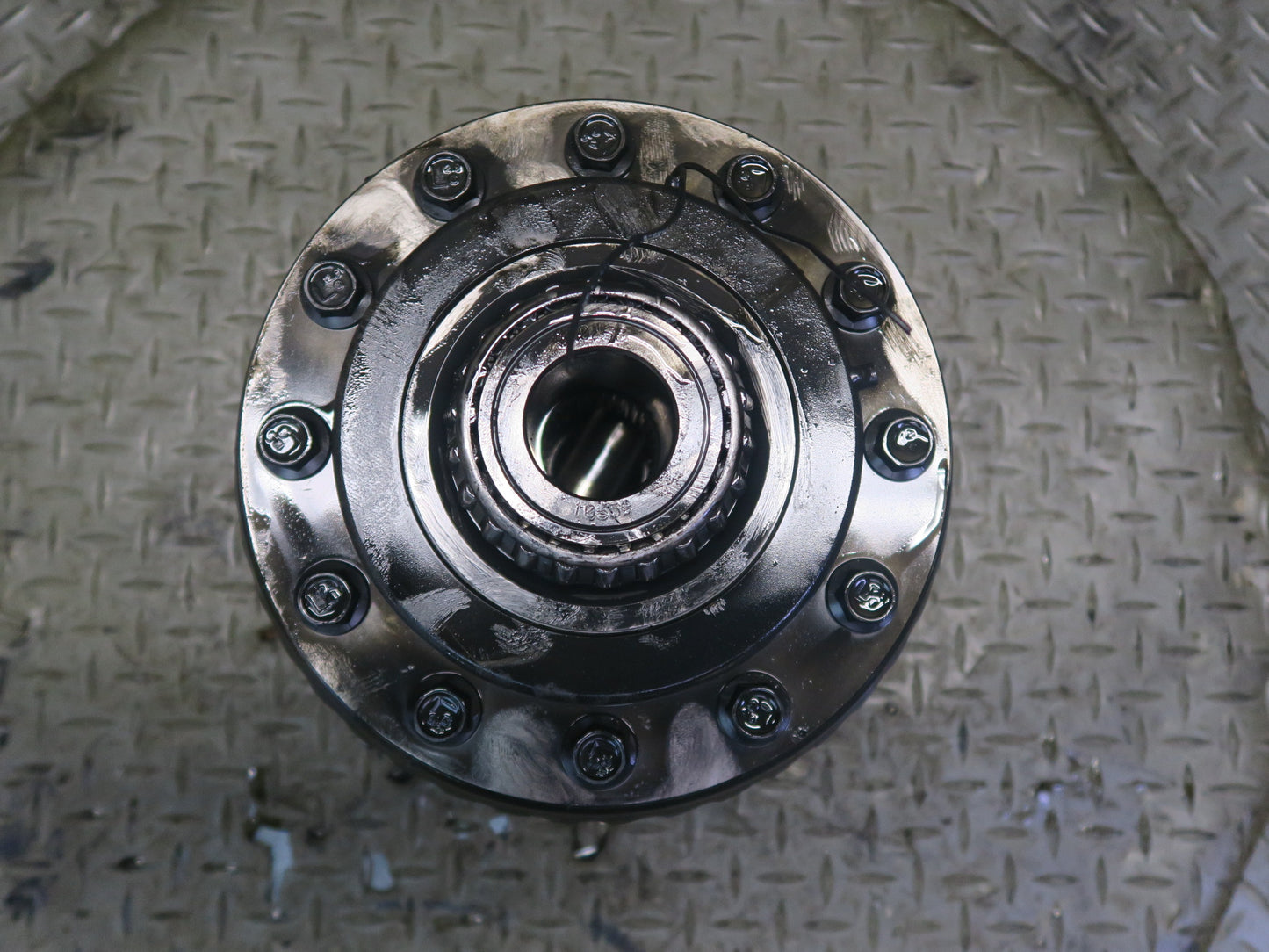 2003-2005 Hummer H2 Rear Differential 4.10 Ratio Ring & Pinion Gear Set