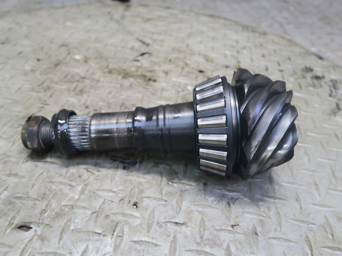 2003-2005 Hummer H2 Rear Differential 4.10 Ratio Ring & Pinion Gear Set