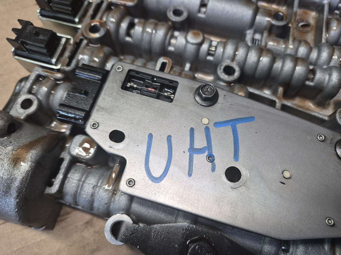 2003-2007 Hummer H2 4L65E Automatic Transmission Valve Body Mechatronic