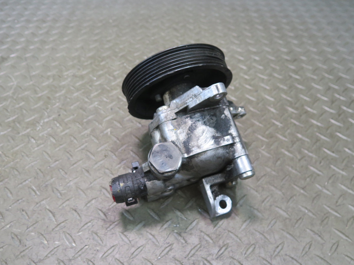 2014-2016 Porsche Panamera 970 3.0L Engine Power Steering Pump W/ Pulley