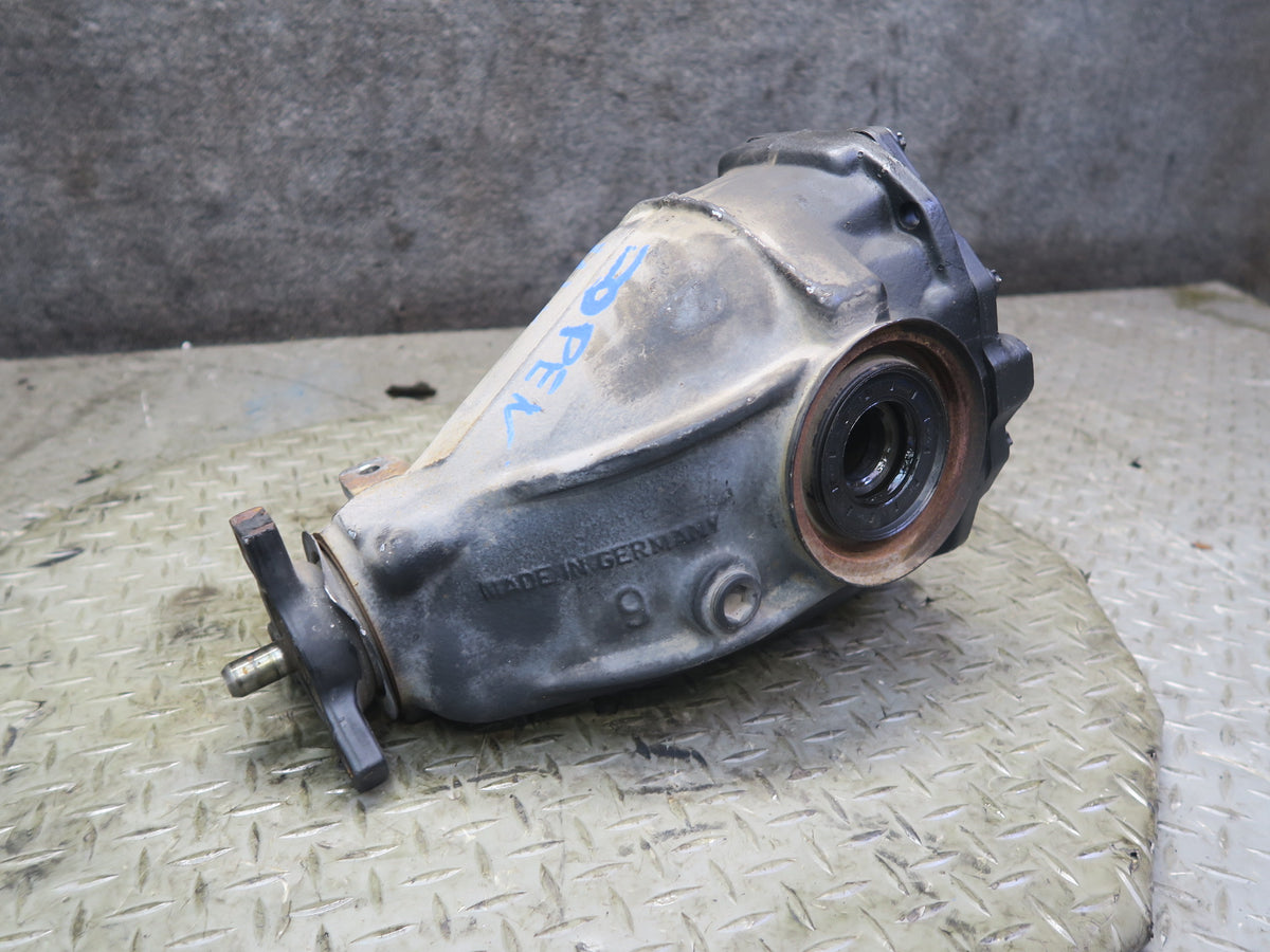 05-11 Mercedes R171 SLK350 RWD Rear Axle Differential Carrier 3.27 Ratio OEM
