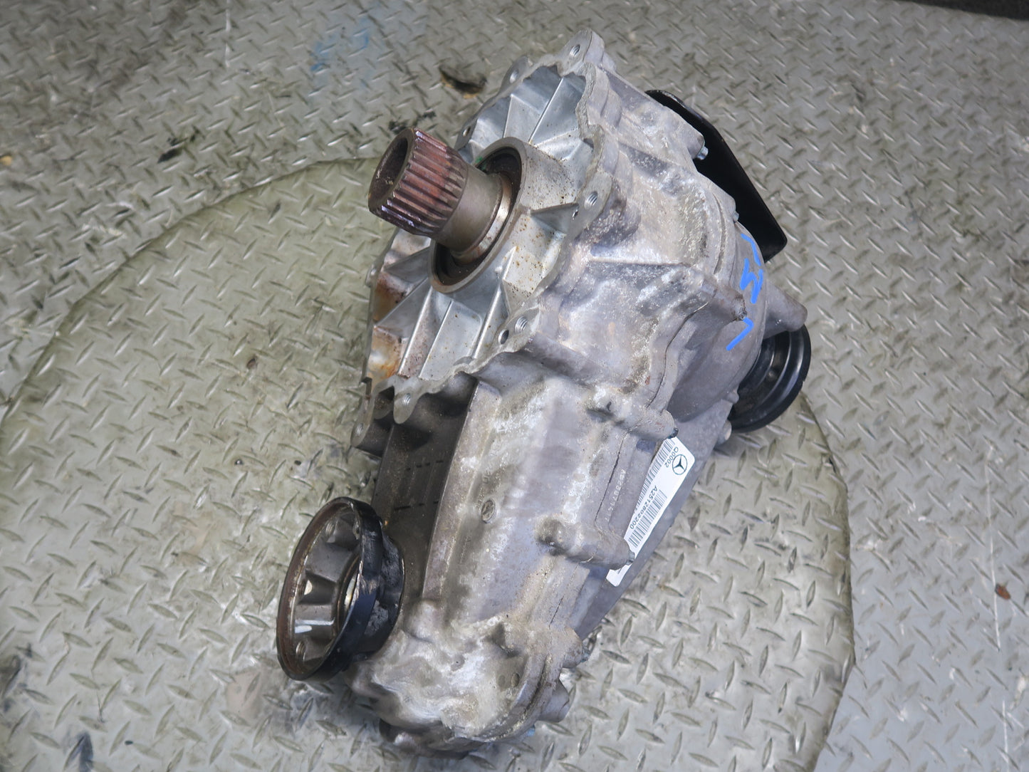 2012-2015 Mercedes W166 ML63 AMG Transfer Case 2512802200