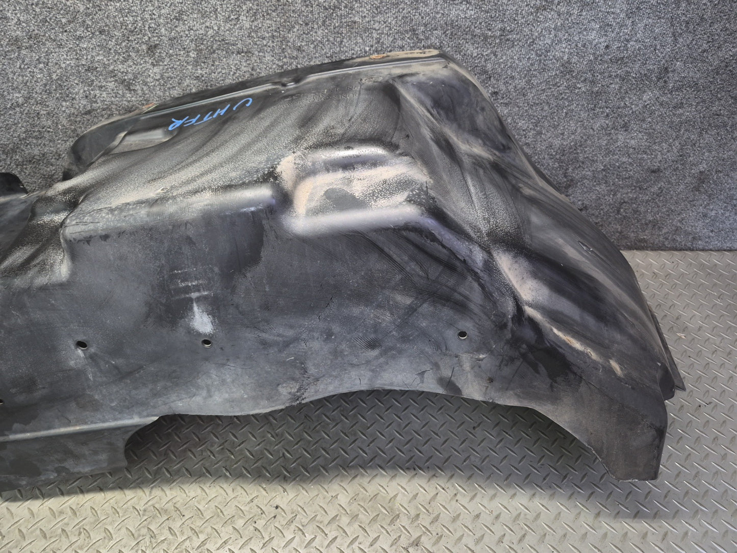 2003-2009 Hummer H2 Front Right Wheel Fender Liner Splash Guard Shield 15193457