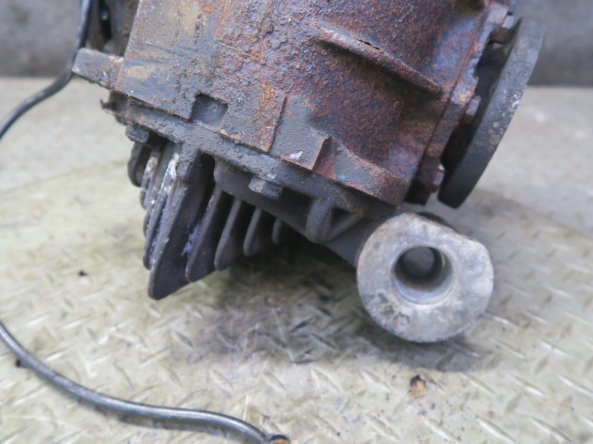 86-91 Mercedes W126 560SEC 560SEL Rear Differential Carrier LSD 2.47 Ratio OEM
