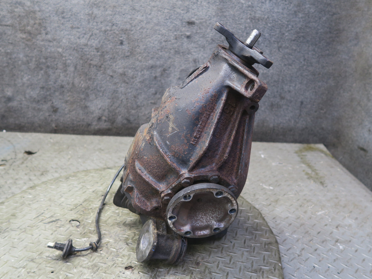 86-91 Mercedes W126 560SEC 560SEL Rear Differential Carrier LSD 2.47 Ratio OEM