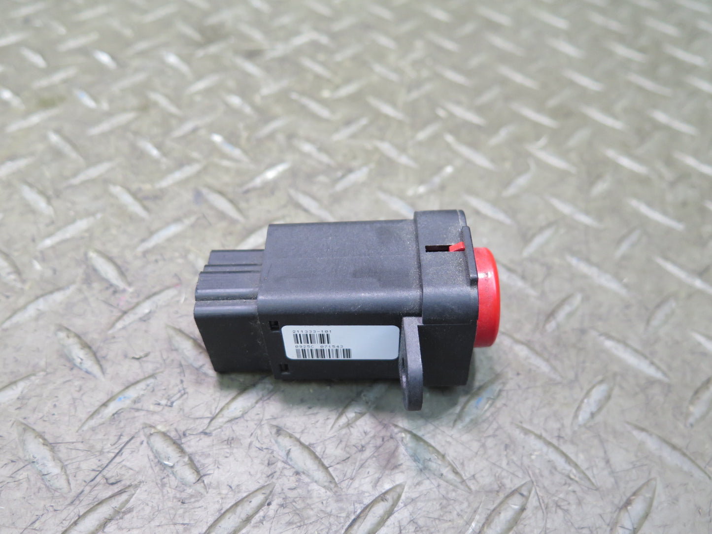 05-06 Dodge RAM SRT10 DR Engine Start Stop Button Switch 05029463AA OEM