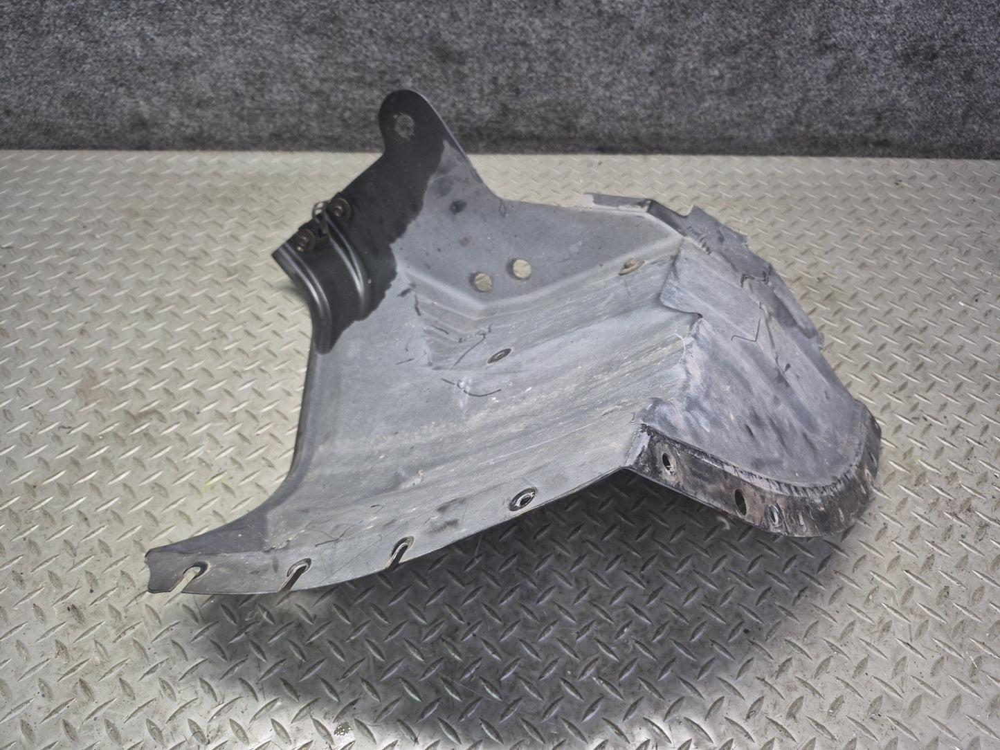 91-96 Chevrolet Corvette C4 Front Left Fender Liner Splash Shield Guard OEM
