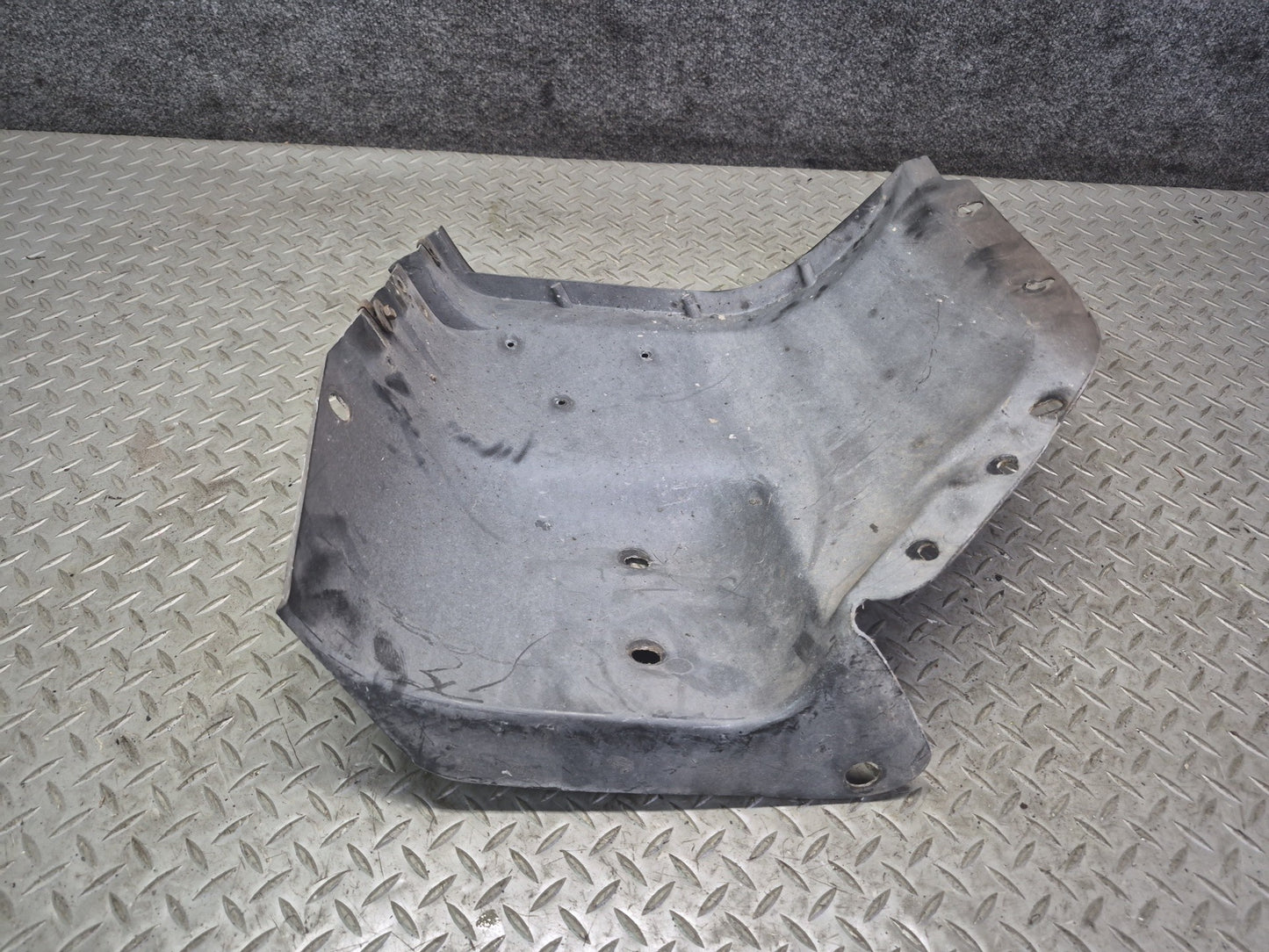 91-96 Chevrolet Corvette C4 Front Left Fender Liner Splash Shield Guard OEM