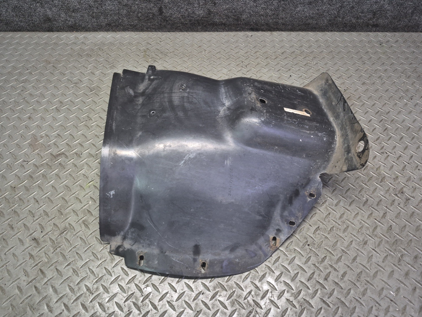 91-96 Chevrolet Corvette C4 Front Left Fender Liner Splash Shield Guard OEM