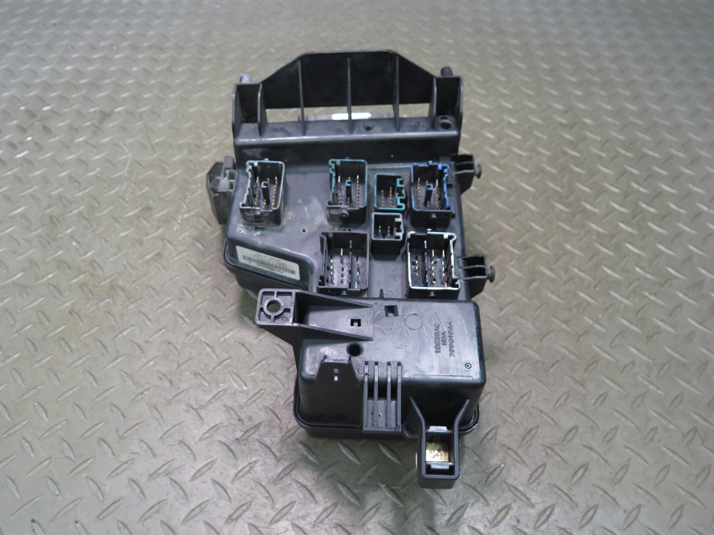 2005 Dodge RAM SRT10 DR Engine Bay Fuse Relay Box Module 56049696AC OEM