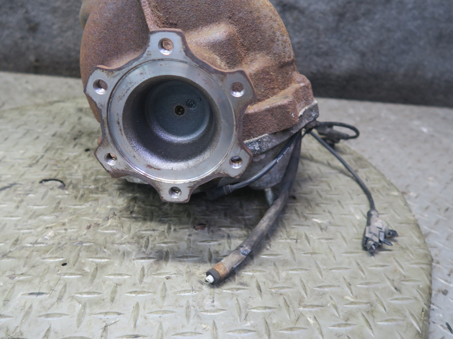 11-14 Nissan Z34 370Z A/T LSD Rear Differential Carrier 3.357 Ratio 72K OEM