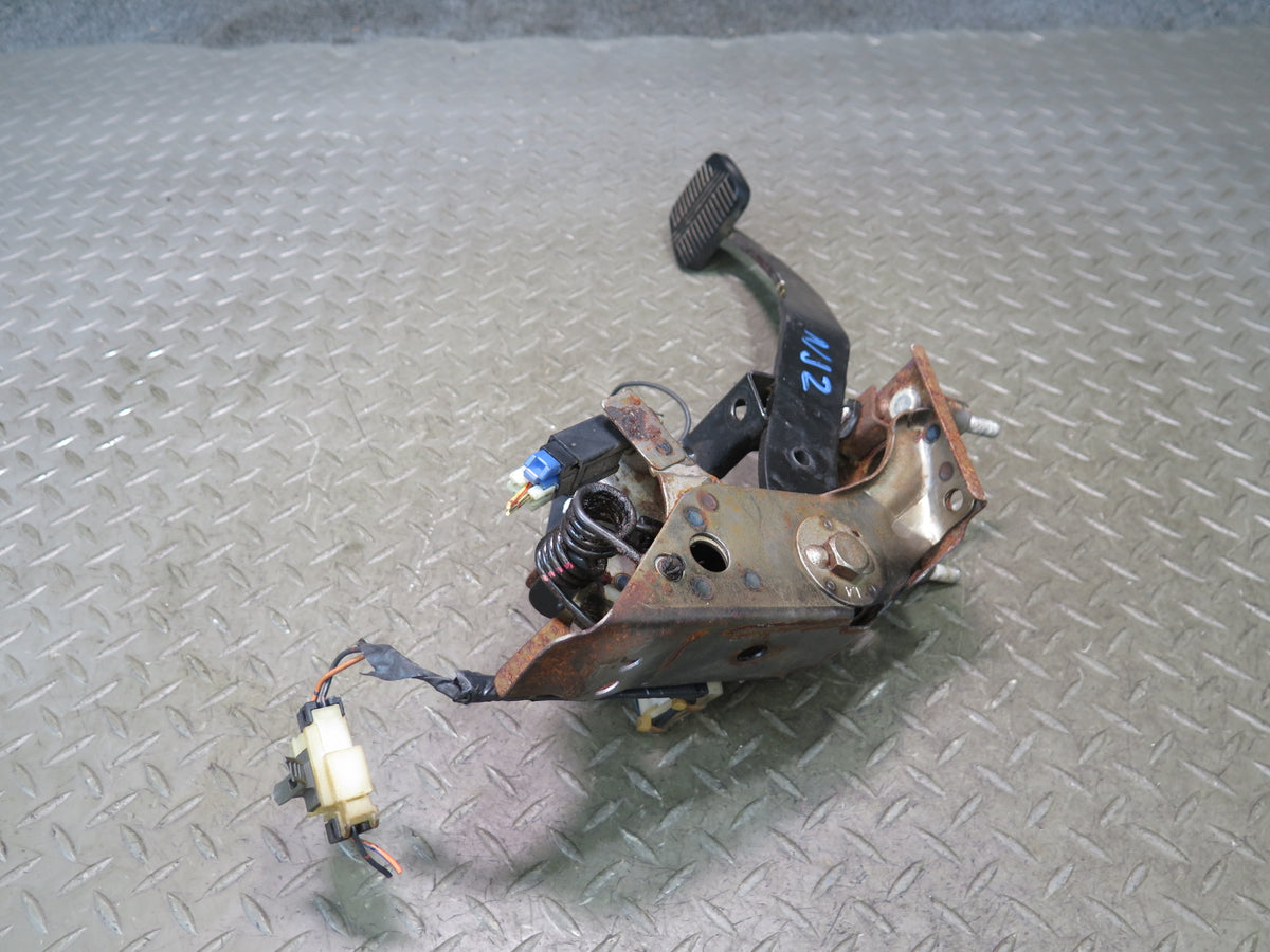 84-89 Nissan Z31 300ZX M/T Gas Brake Stop Clutch Pedal Set of 3 OEM