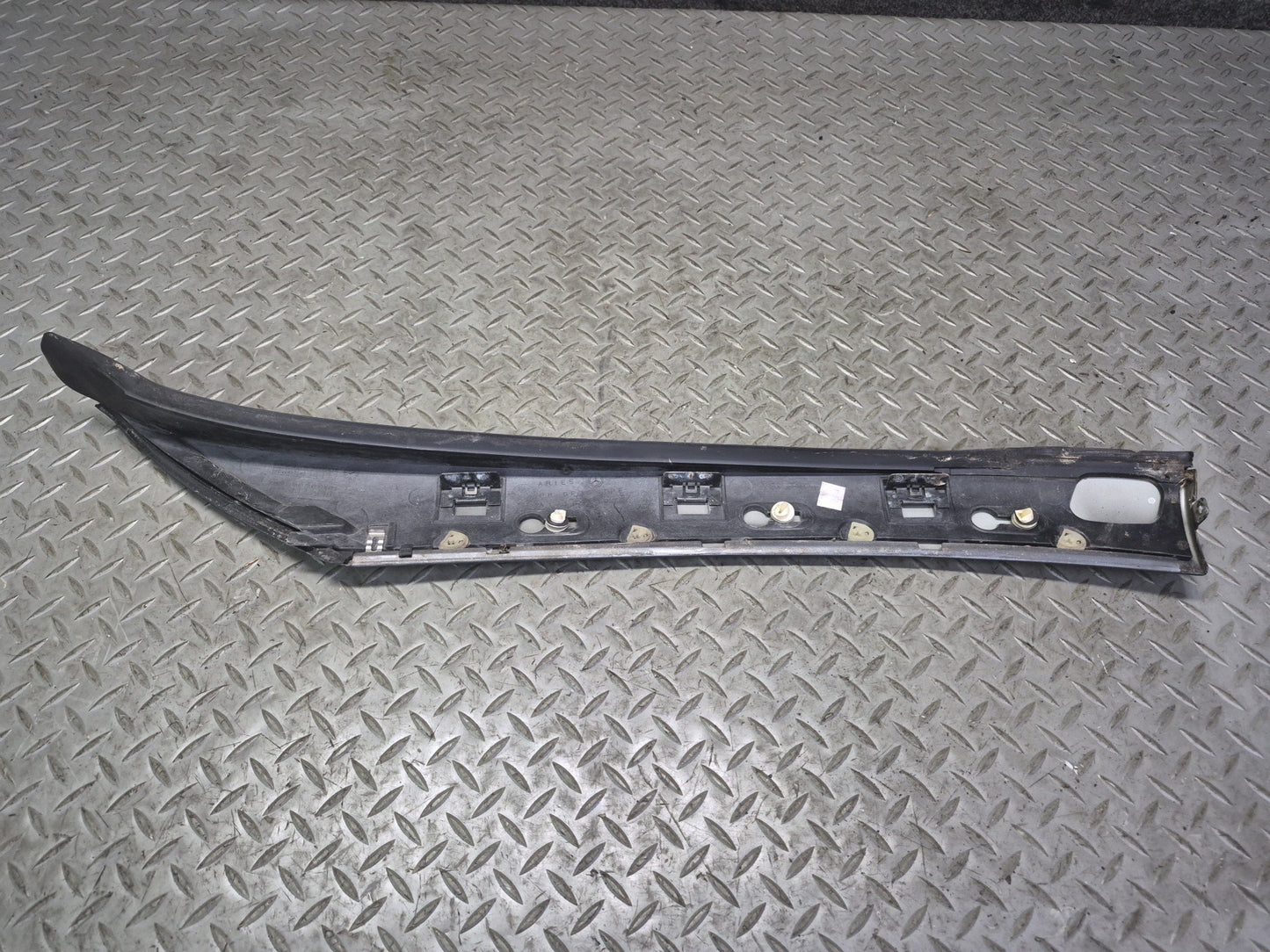 05-11 Mercedes R171 Slk-class Set of 2 Front Exterior A Pillar Trim Molding OEM