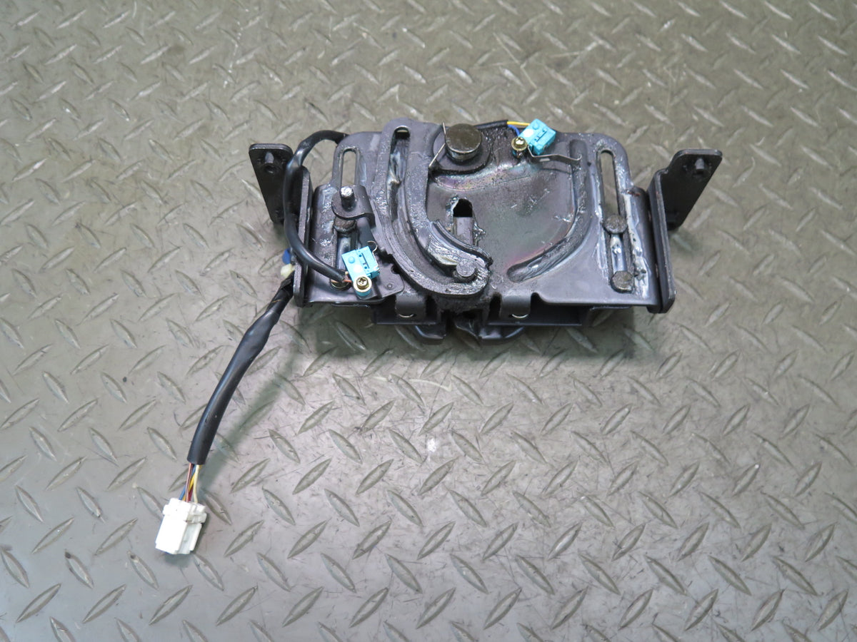 04-09 Nissan 350Z Z33 Conv Rear Trunk Lid Lock Latch w Actuator & Motor Set OEM