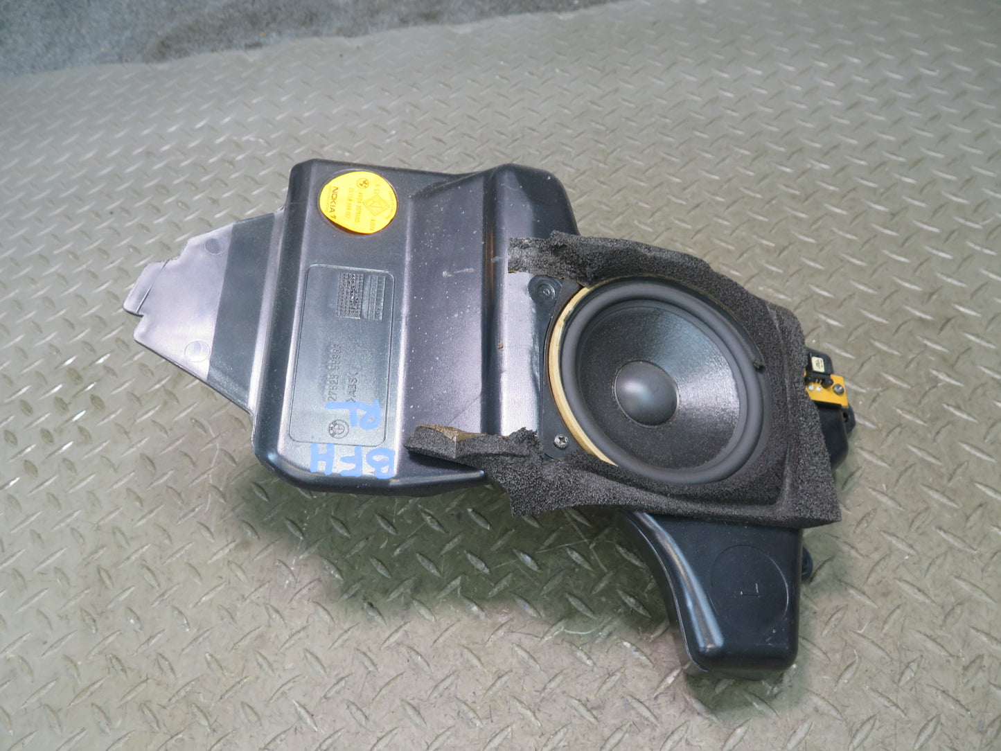 97-03 BMW E39 540i Sedan Rear Left Deck Shelf Speaker 8369067 OEM
