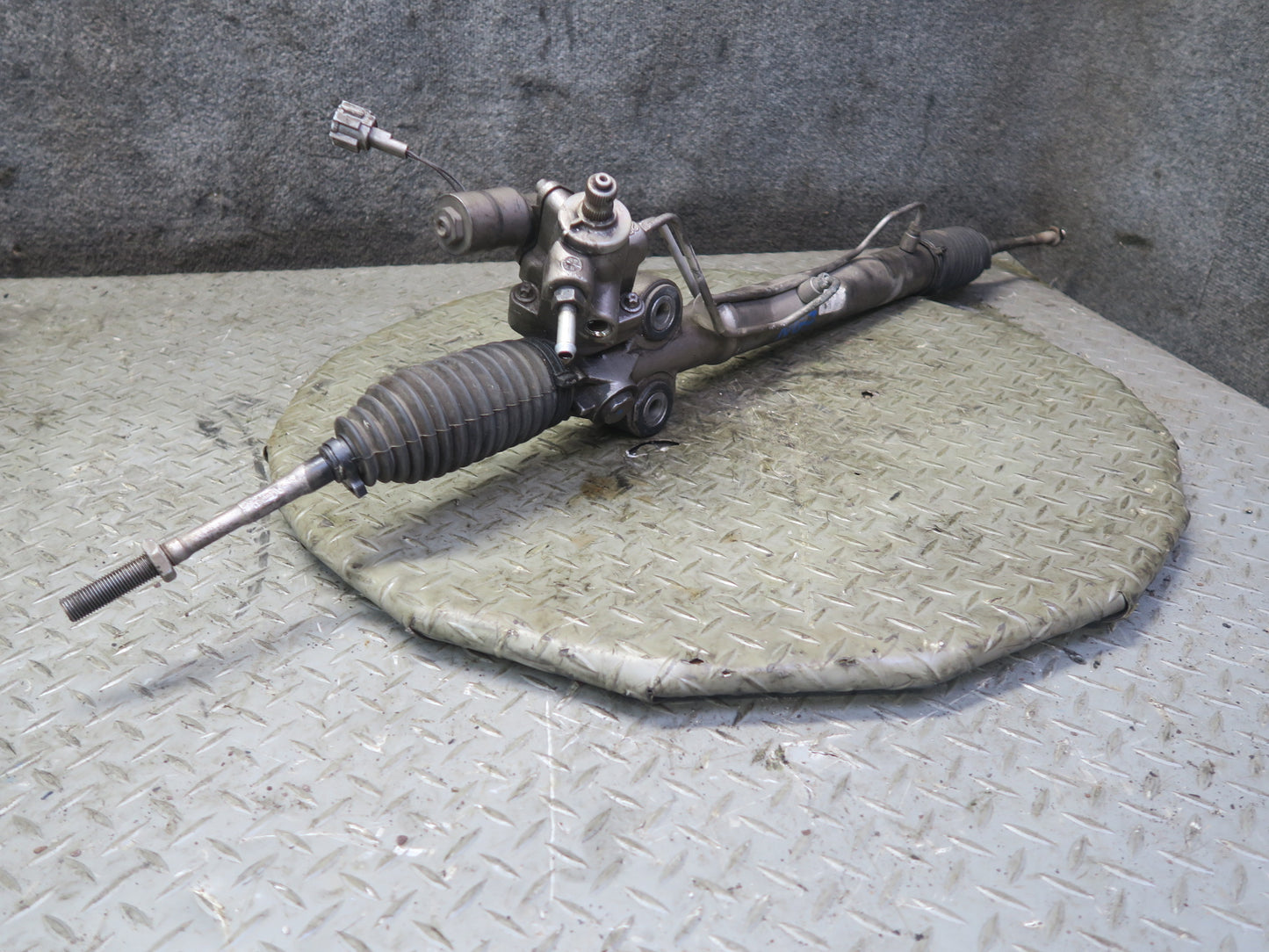 2006 Nissan Z33 350Z Power Steering Rack & Pinion OEM