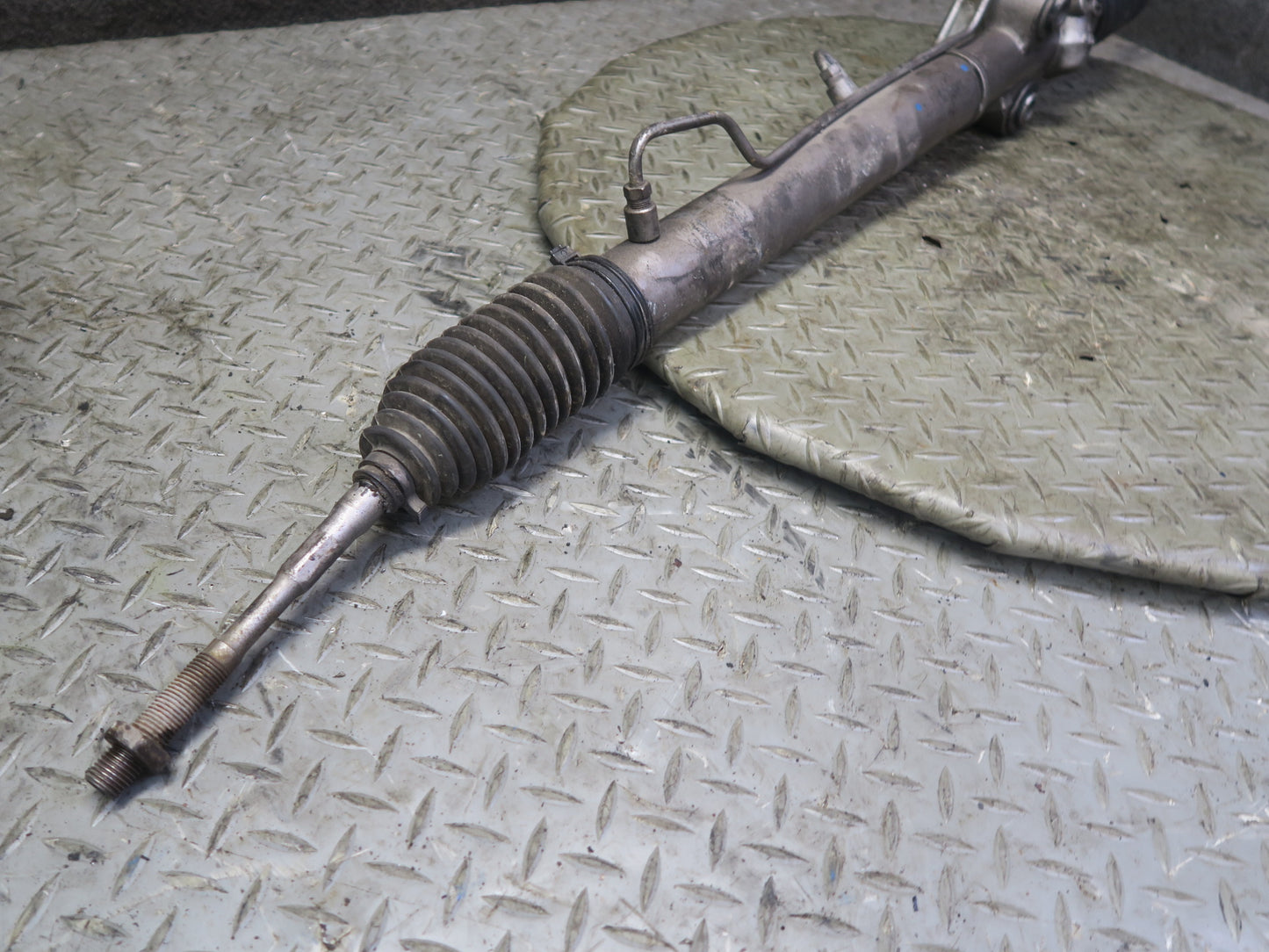 2006 Nissan Z33 350Z Power Steering Rack & Pinion OEM