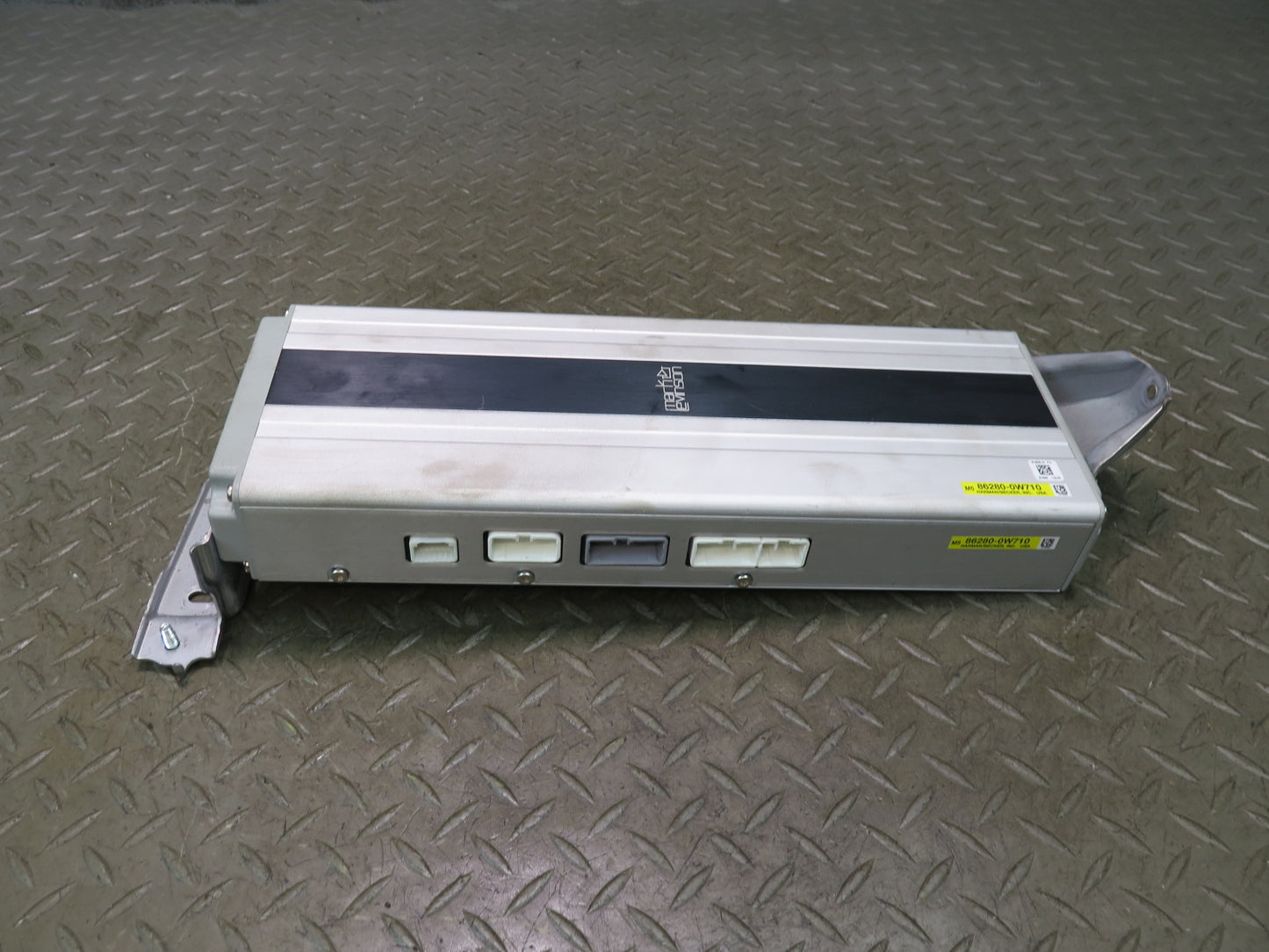 10-12 Lexus UVF46L LS600h Mark Levinson Audio Amplifier AMP 86280-0W710 OEM