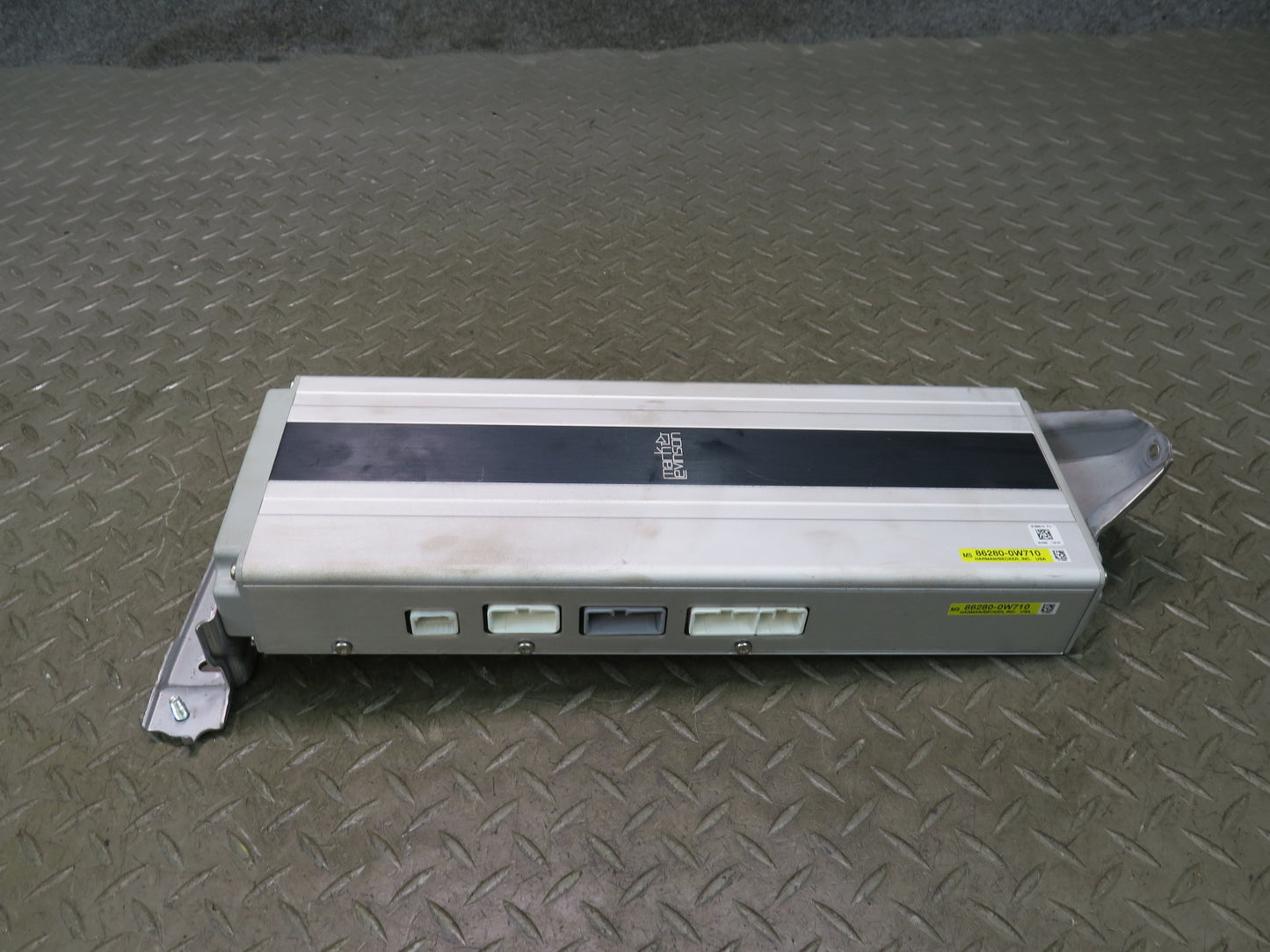 10-12 Lexus UVF46L LS600h Mark Levinson Audio Amplifier AMP 86280-0W710 OEM