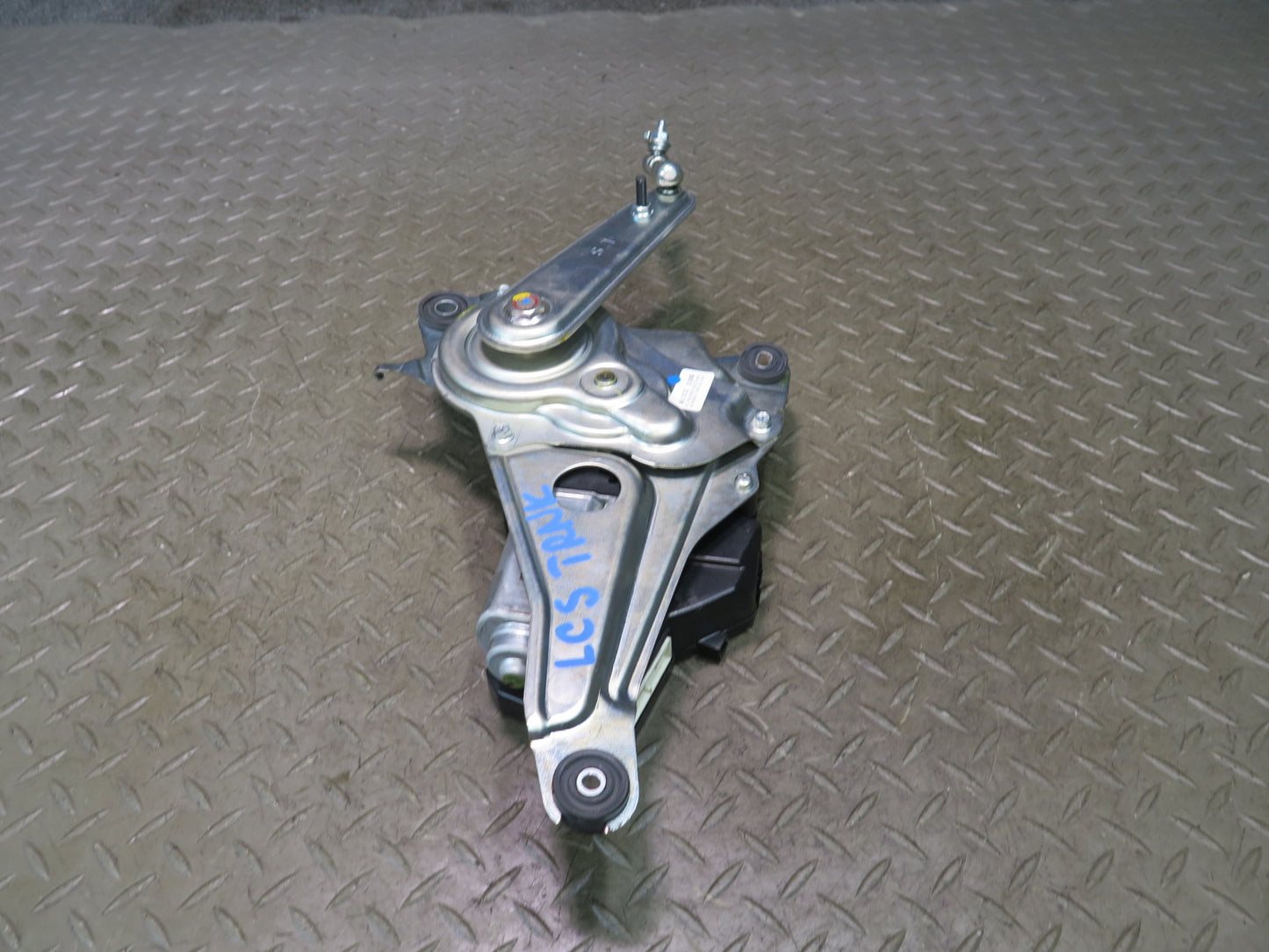 08-16 Lexus UVF46L LS600h Rear Trunk Lid Open Close Lift Actuator Motor OEM