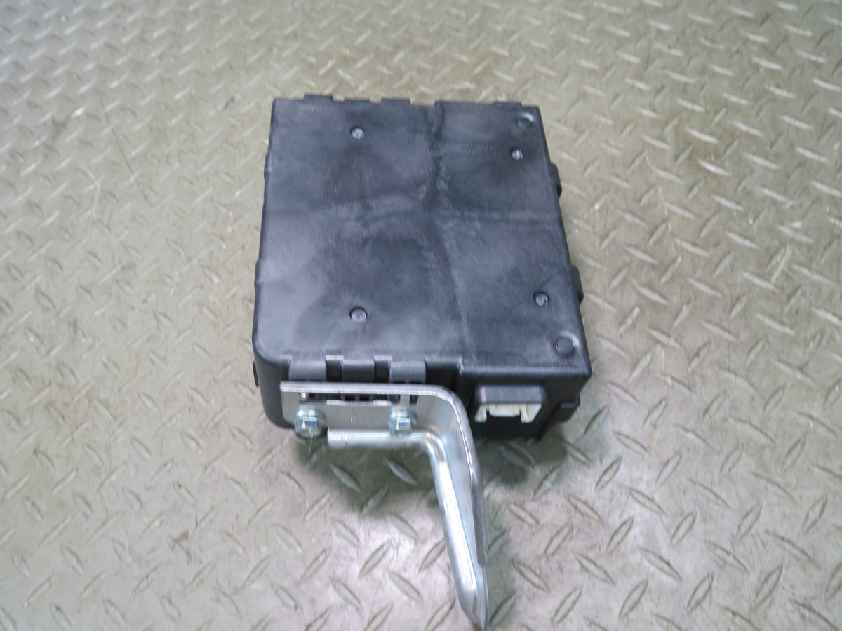 08-16 Lexus UVF46L LS600h LS460 Power Brake Supply Control Module OEM